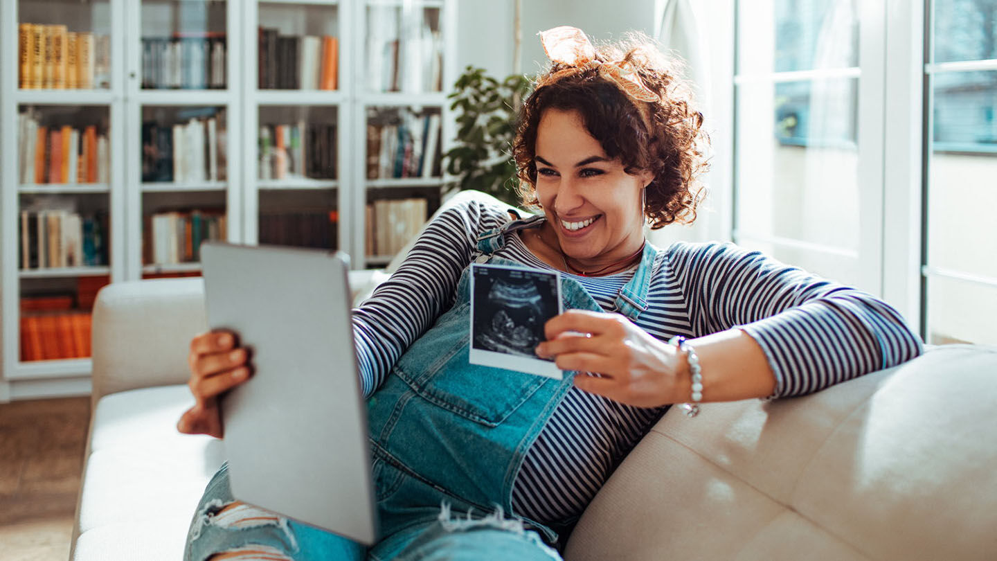 https://www.chicco.ch/dw/image/v2/BJJJ_PRD/on/demandware.static/-/Sites-Chicco-Switzerland-Library/de_CH/dw36727b4d/TABELLE_FETO_1440X810.jpg